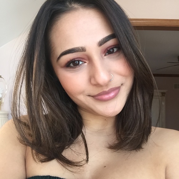 Meet your Posher, Shivani - Picture 1 of 1